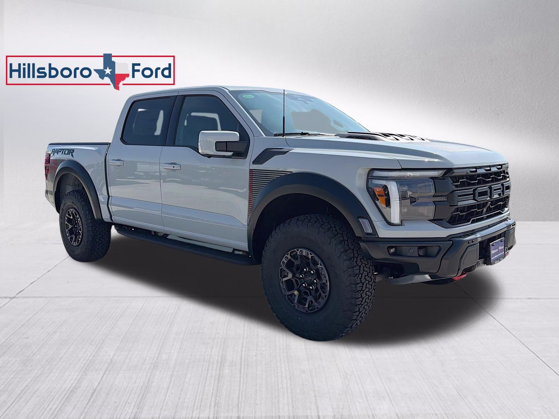2026 Avalanche Ford F-150 Raptor 4X4 Truck