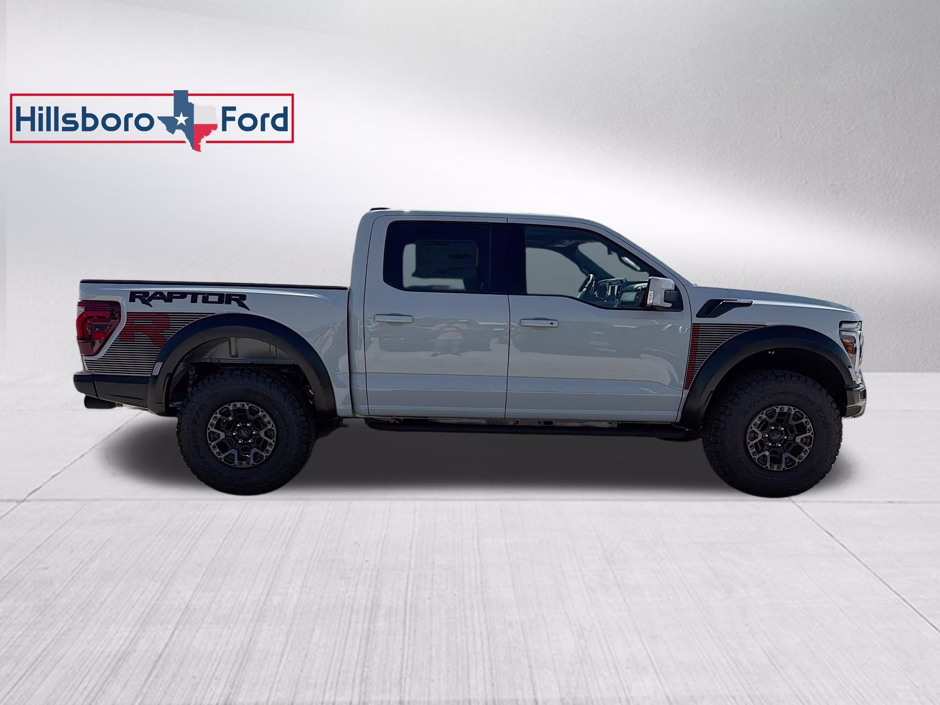 2026 Avalanche Ford F-150 Raptor 4X4 Truck