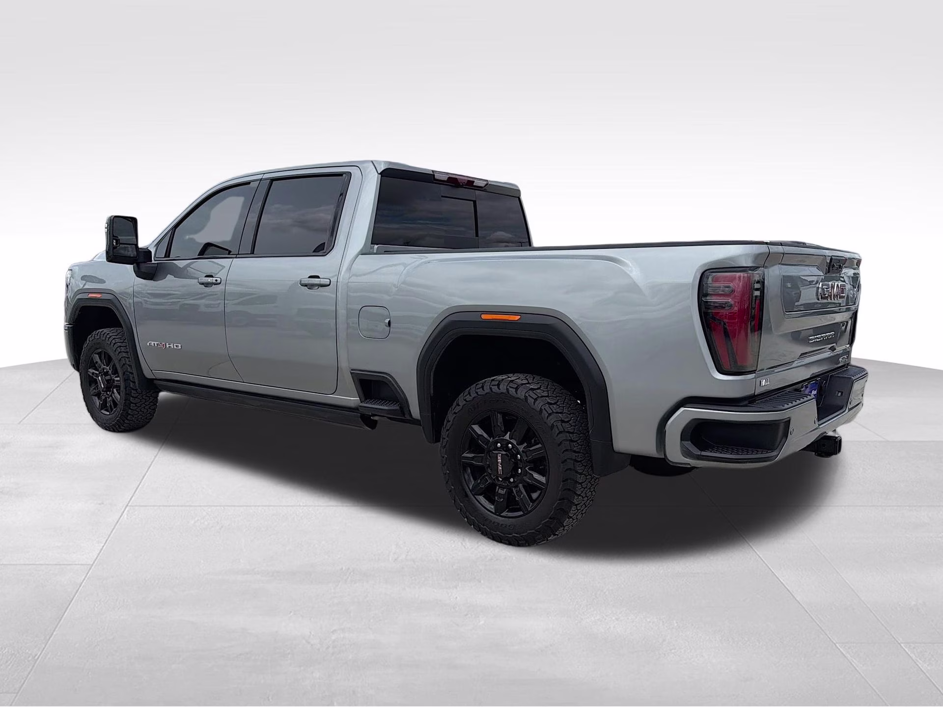 2026 Sterling Metallic GMC Sierra 2500HD AT4 4X4 Truck