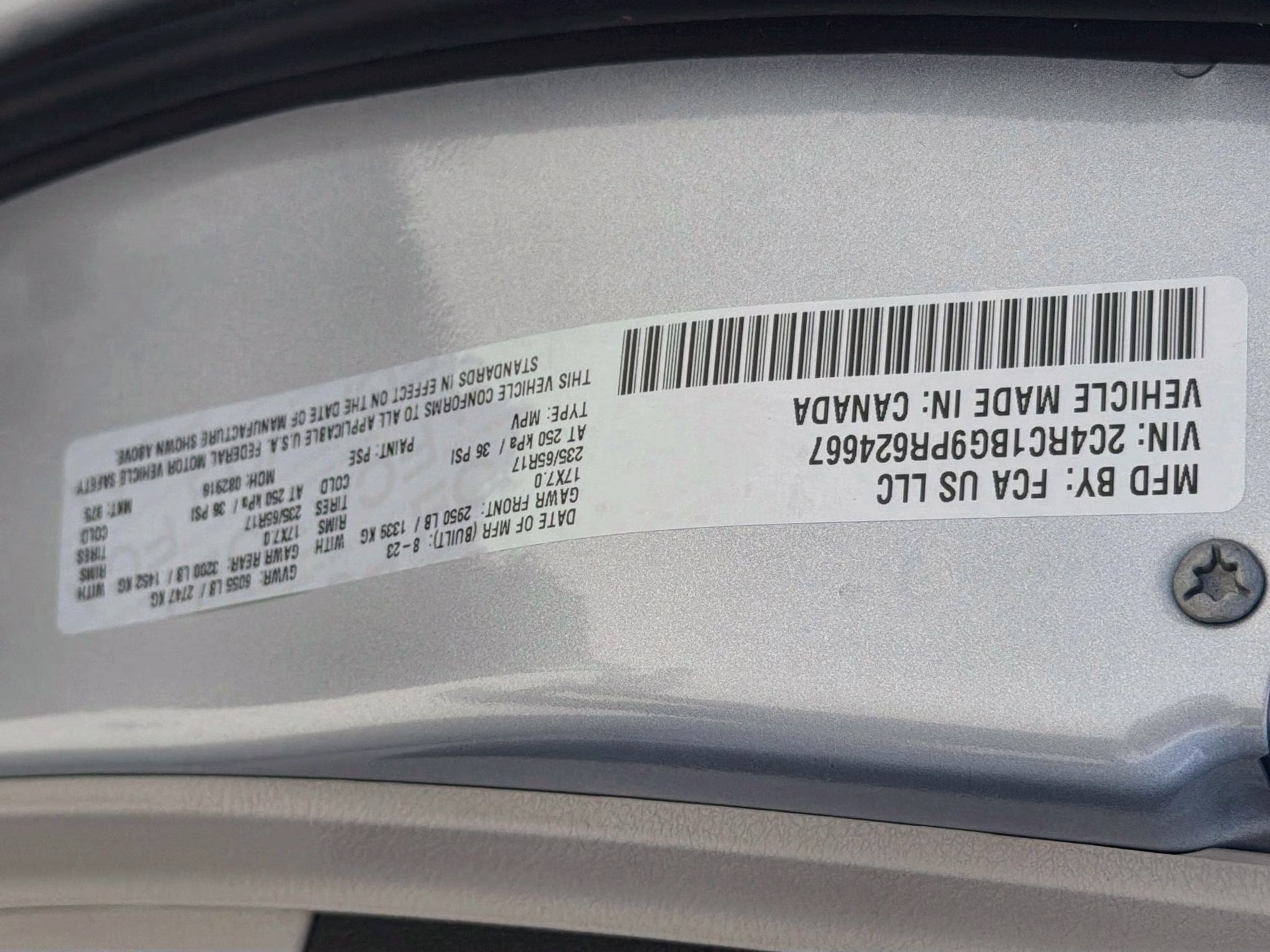 2023 Silver Mist Clearcoat Chrysler Pacifica Touring L FWD Van