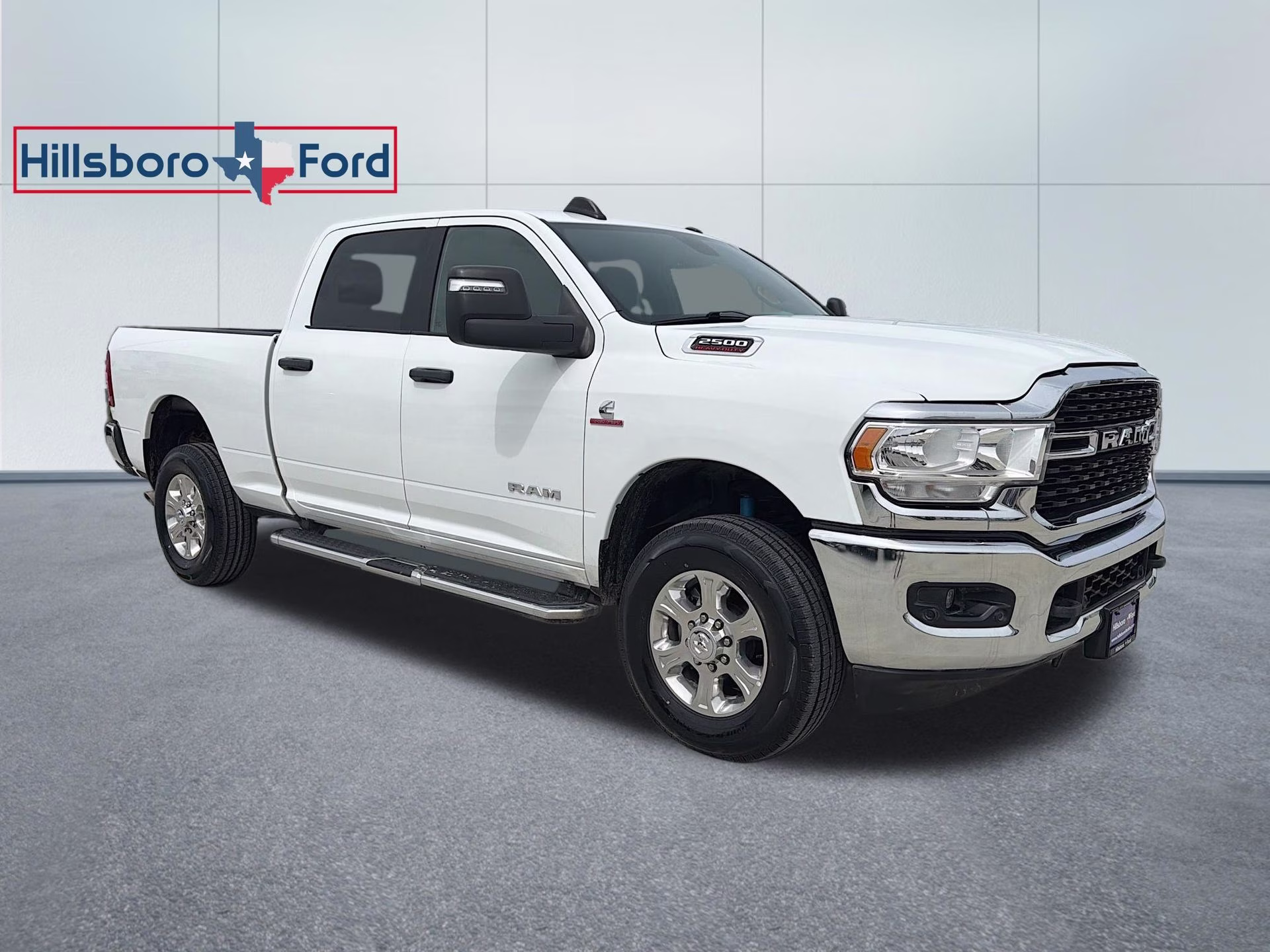 2024 Bright White Clearcoat Ram 2500 Big Horn 4X4 Truck