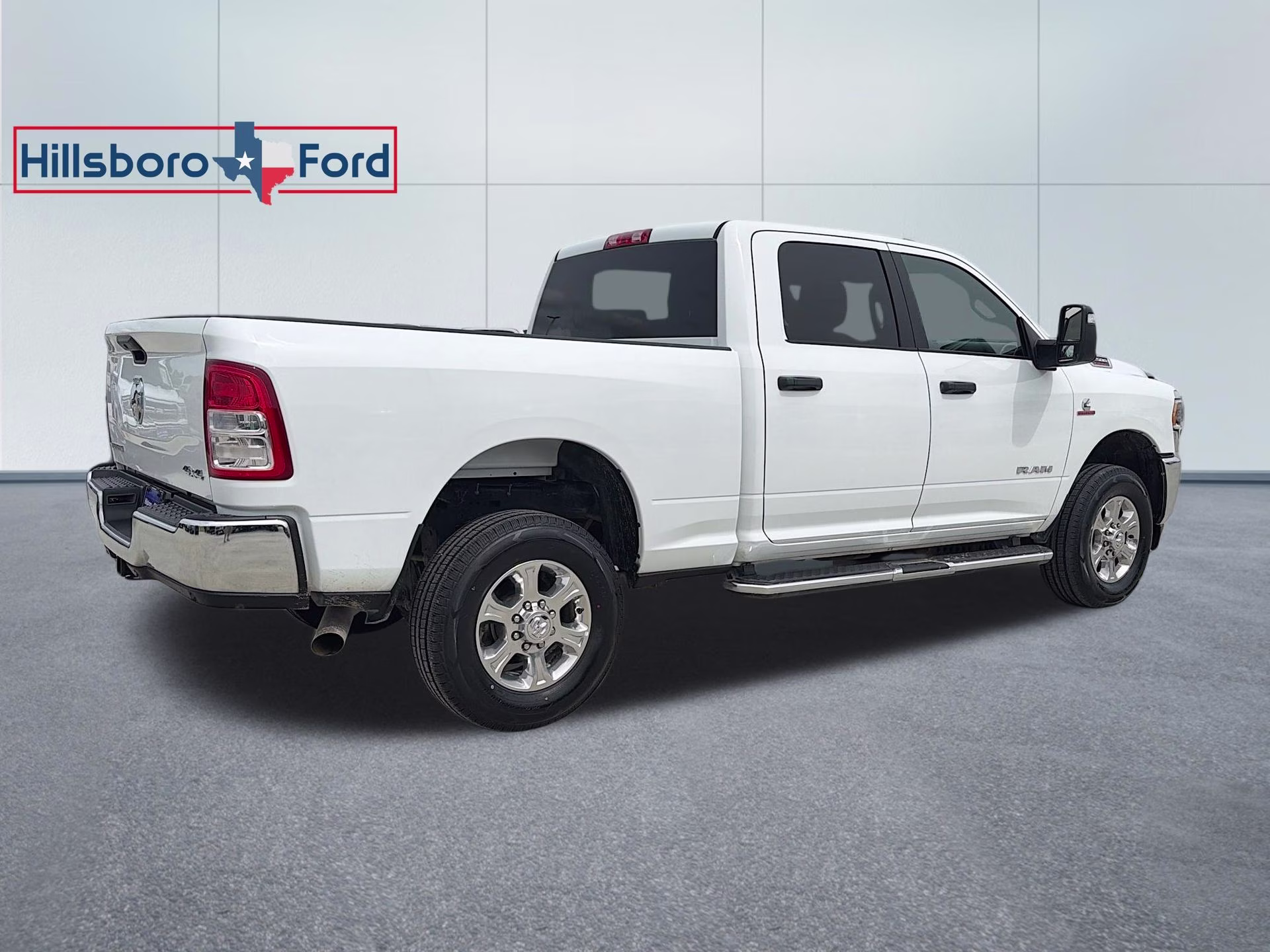 2024 Bright White Clearcoat Ram 2500 Big Horn 4X4 Truck
