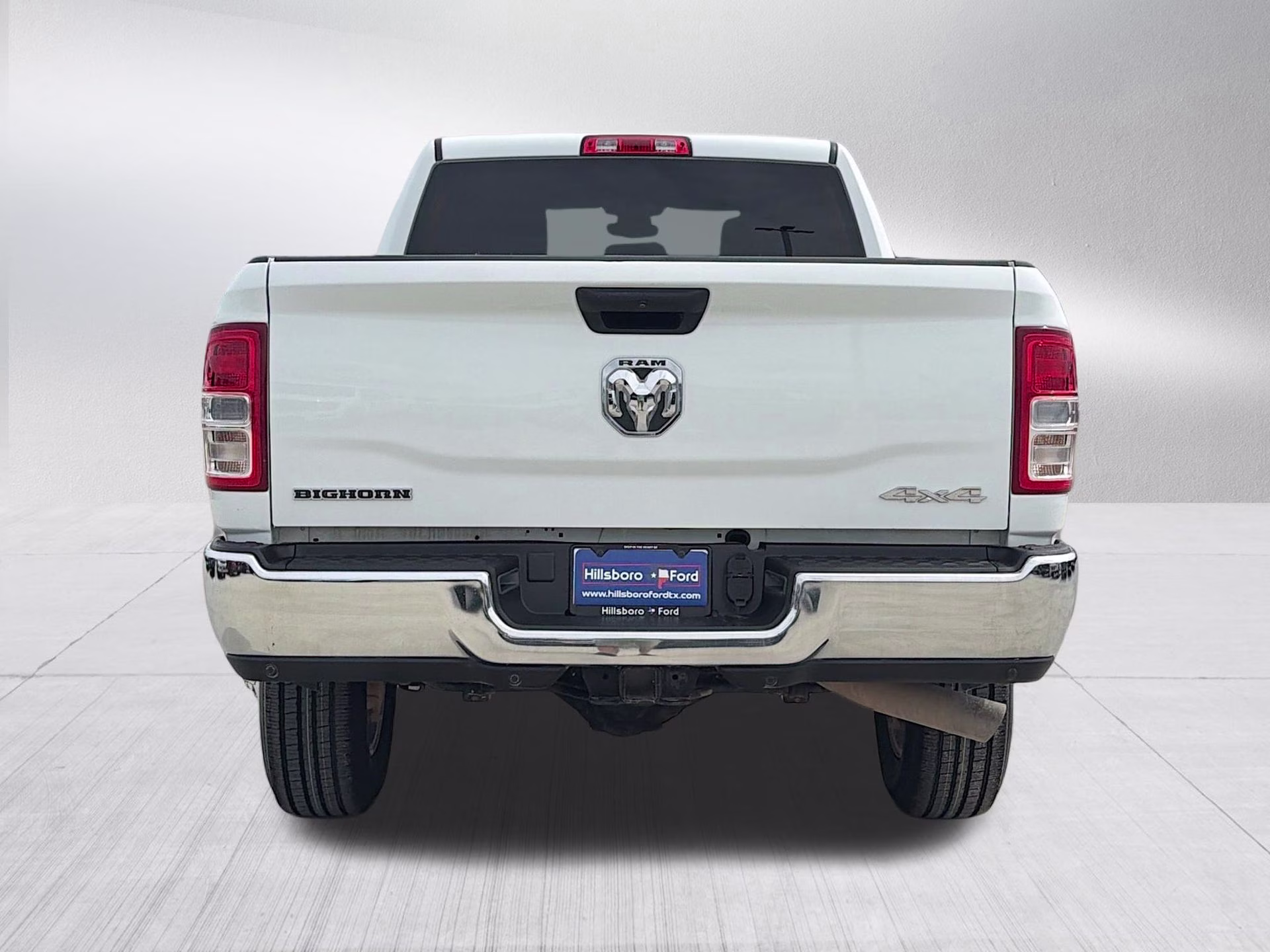 2024 Bright White Clearcoat Ram 2500 Big Horn 4X4 Truck