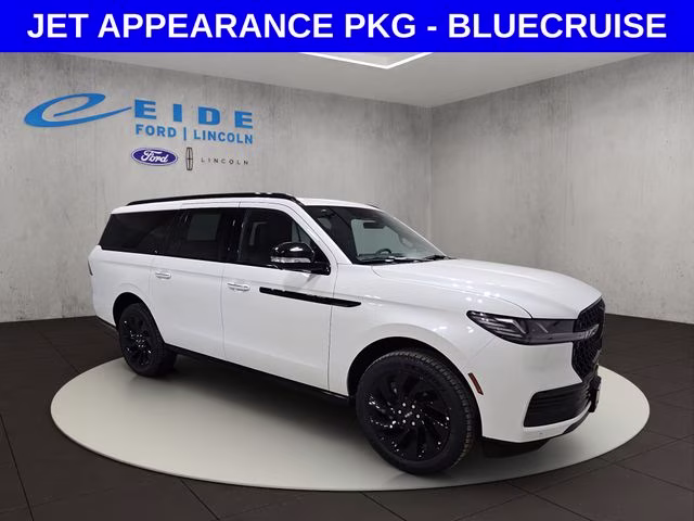 2026 Pristine White Metallic Tri-Coat Lincoln Navigator L Reserve 4X4 SUV