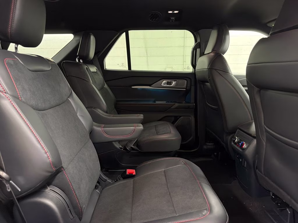 2026 STAR WHITE TRI-COAT Ford Explorer ST RWD SUV