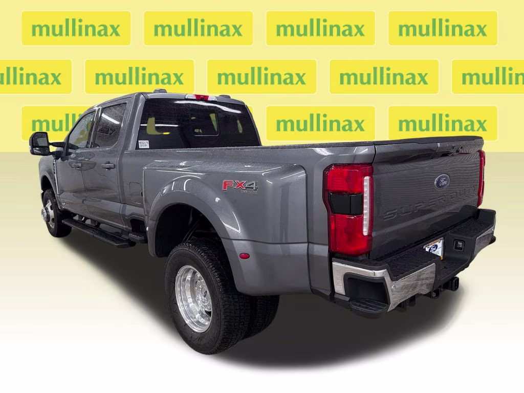 2026 CARBONIZED GRAY Ford Super Duty F-350 DRW Lariat 4X4 Truck