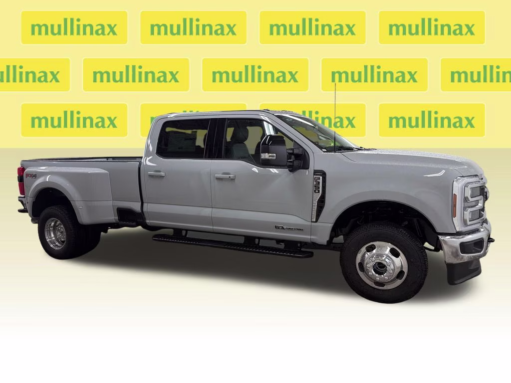 2026 AVALANCHE Ford Super Duty F-350 DRW Lariat 4X4 Truck