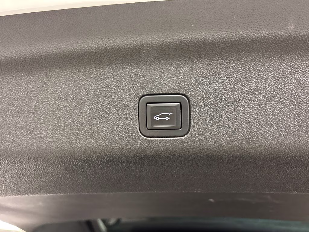 2021 Summit White Chevrolet Tahoe High Country RWD SUV