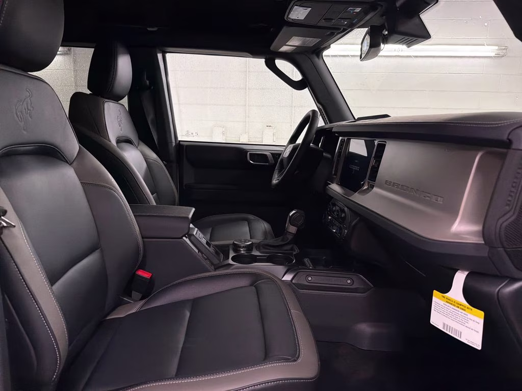 2026 OXFORD WHITE Ford Bronco Outer Banks 4X4 SUV
