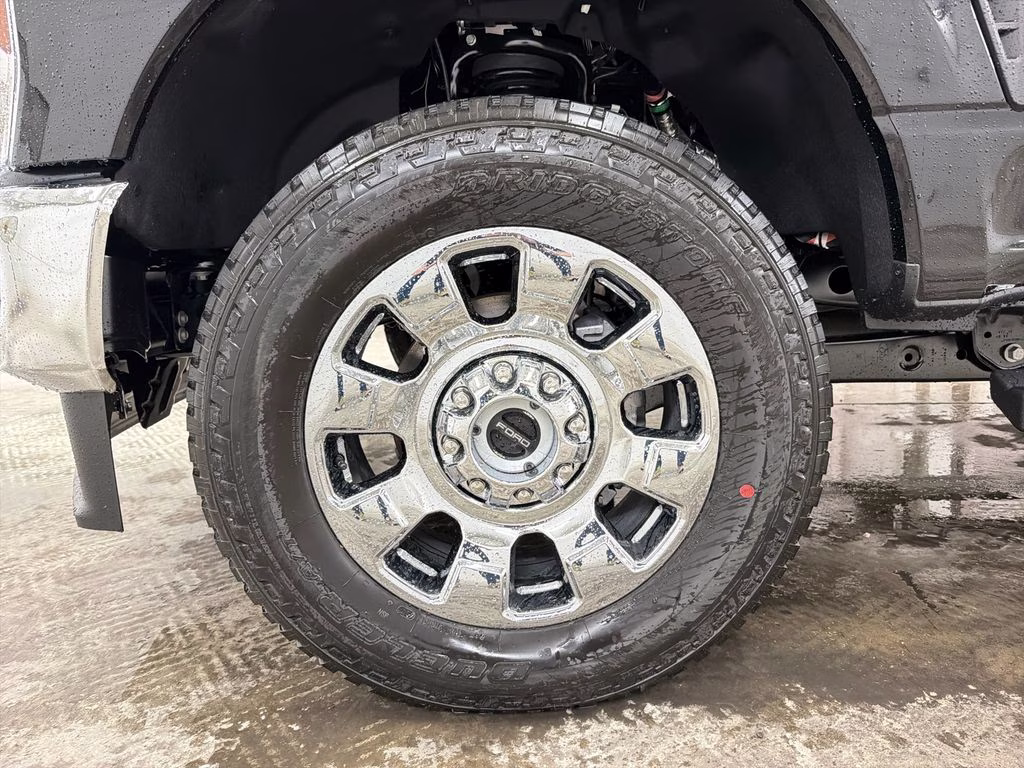 2026 AGATE BLACK Ford Super Duty F-250 SRW Lariat 4X4 Truck