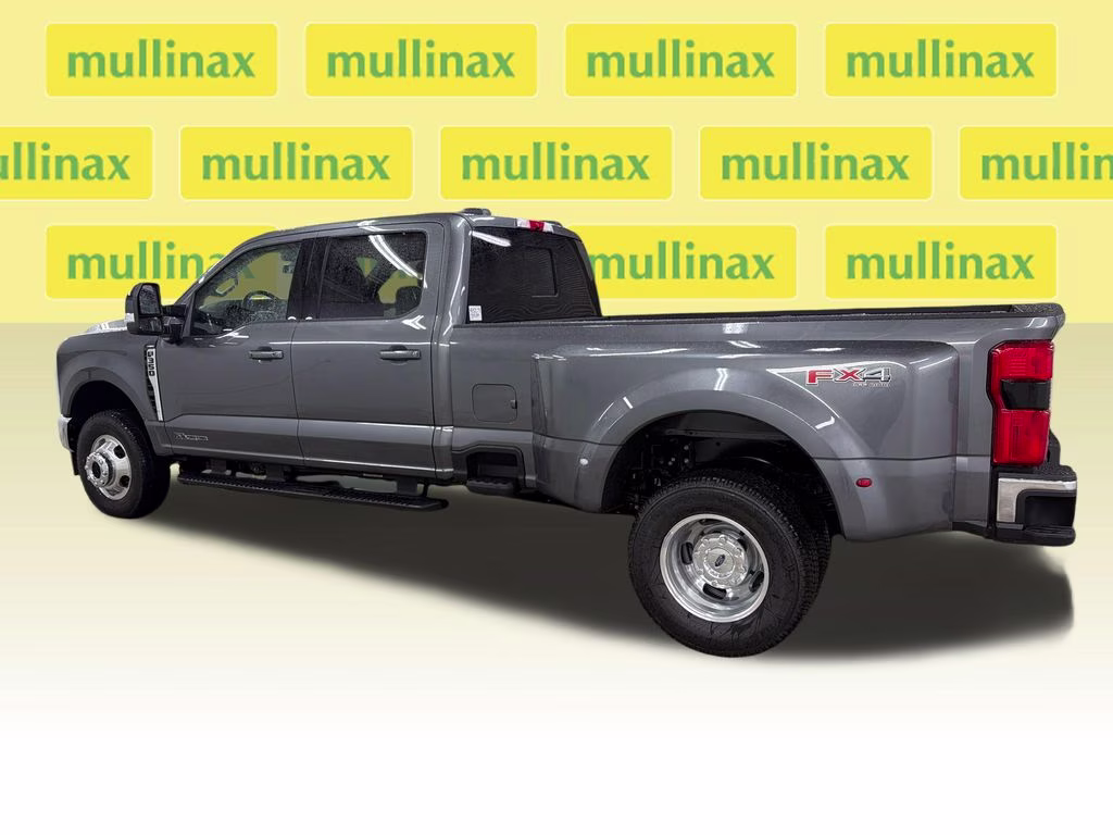 2026 CARBONIZED GRAY Ford Super Duty F-350 DRW Lariat 4X4 Truck