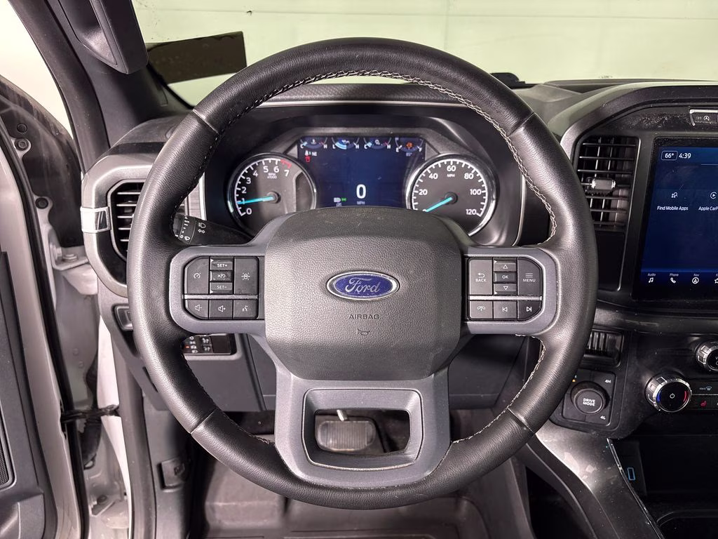 2023 Oxford White Ford F-150 XLT 4X4 Truck