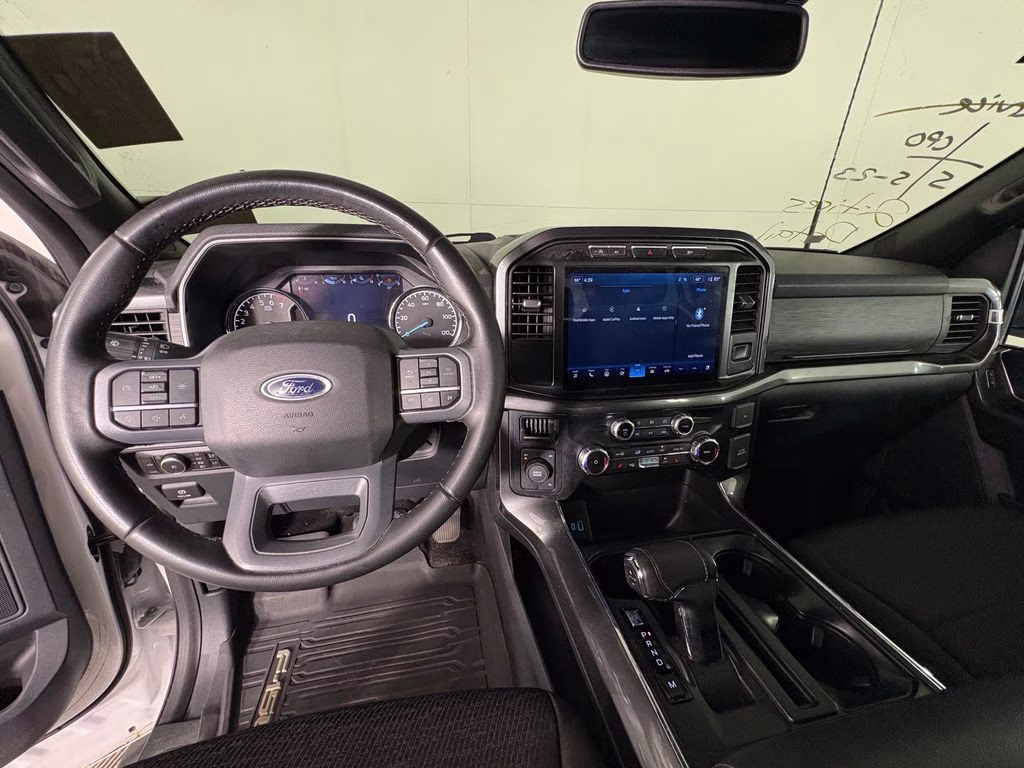 2023 Oxford White Ford F-150 XLT 4X4 Truck