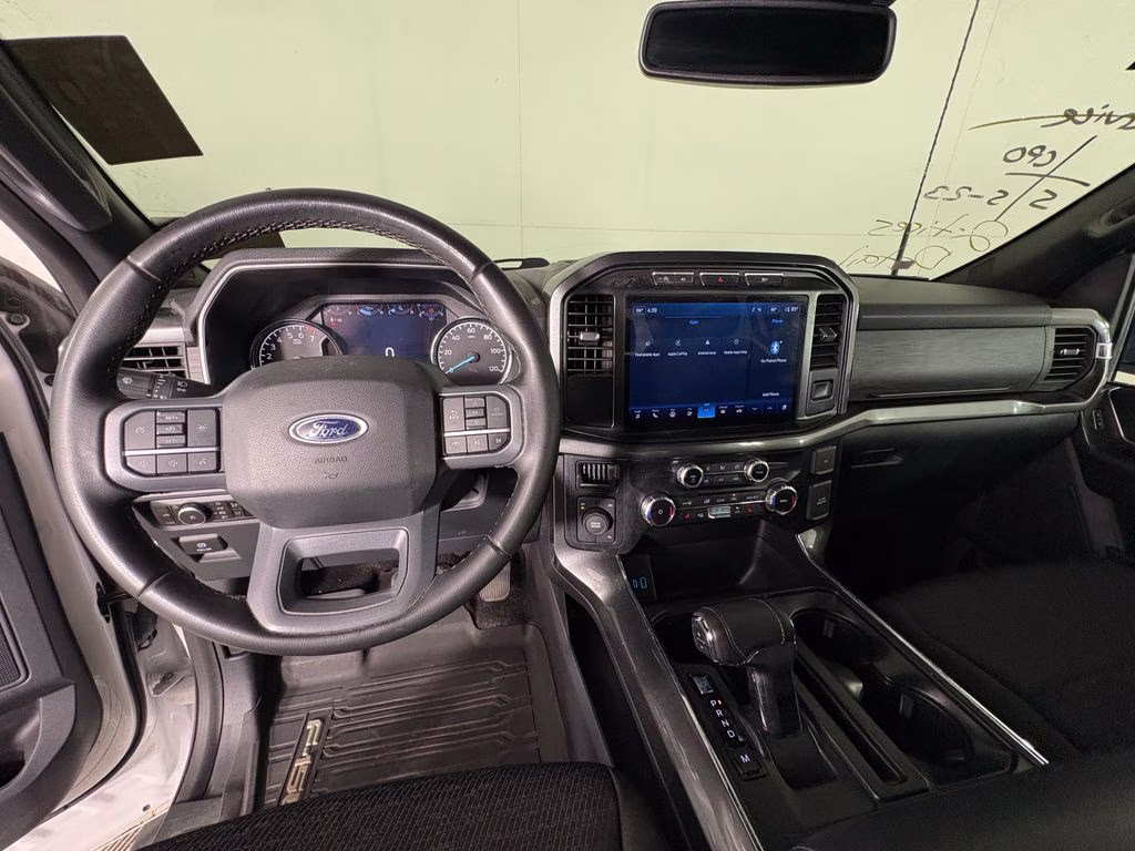 2023 Oxford White Ford F-150 XLT 4X4 Truck