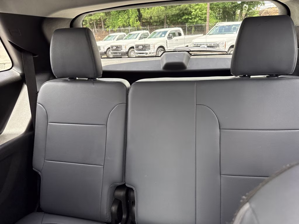2021 Mosaic Black Metallic Chevrolet Traverse LT Leather FWD SUV
