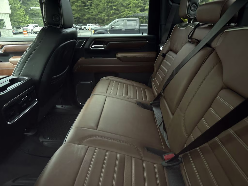 2024 Summit White GMC Sierra 3500HD Denali Ultimate 4X4 Truck