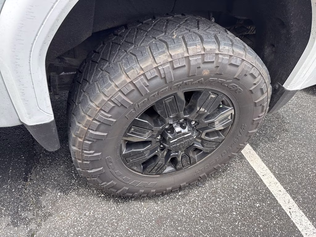 2024 Summit White GMC Sierra 3500HD Denali Ultimate 4X4 Truck