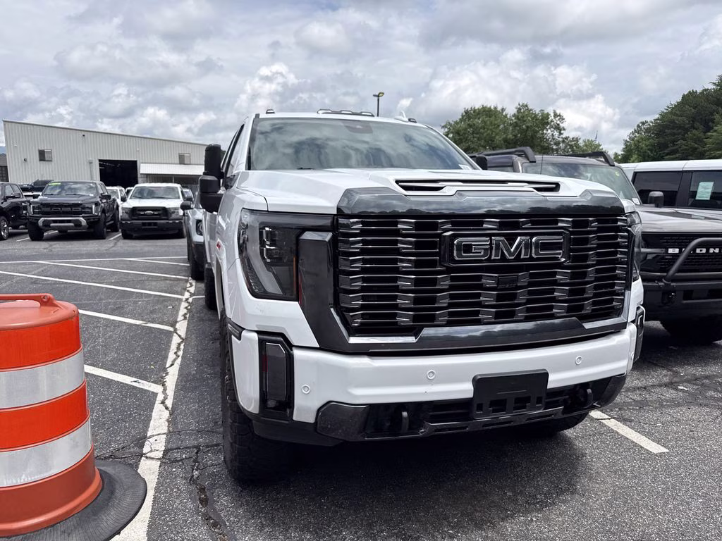2024 Summit White GMC Sierra 3500HD Denali Ultimate 4X4 Truck