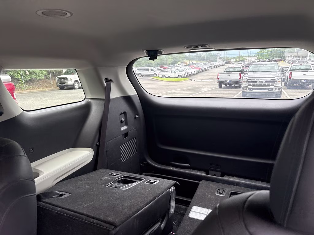 2024 Snow White Pearl Kia Carnival LX FWD Van