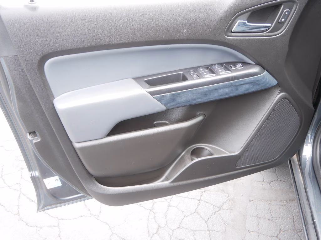 2016 Cyber Gray Metallic Chevrolet Colorado Z71 4X4 Truck