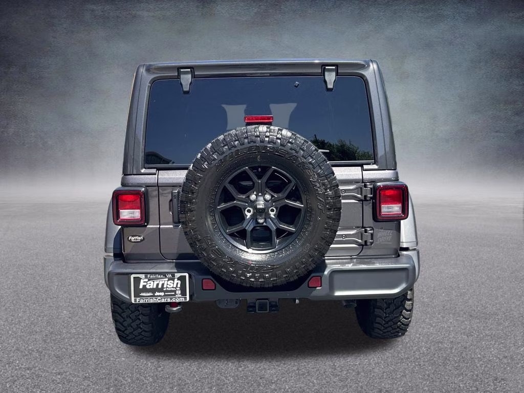 2026 Granite Crystal Metallic Clearcoat Jeep Wrangler Willys 4X4 SUV