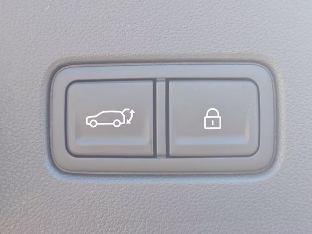 2026 Creamy White Pearl Hyundai Palisade SEL Premium AWD SUV