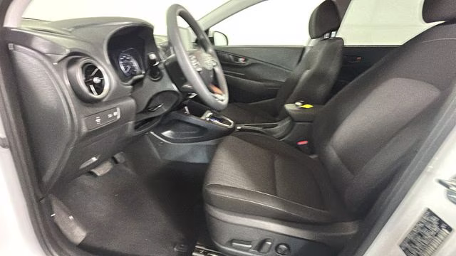 2023 Lunar White Hyundai Kona SEL AWD SUV