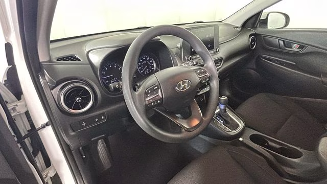 2023 Lunar White Hyundai Kona SEL AWD SUV