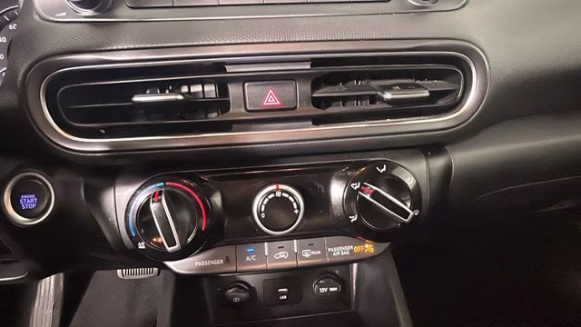 2023 Lunar White Hyundai Kona SEL AWD SUV