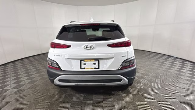 2023 Lunar White Hyundai Kona SEL AWD SUV
