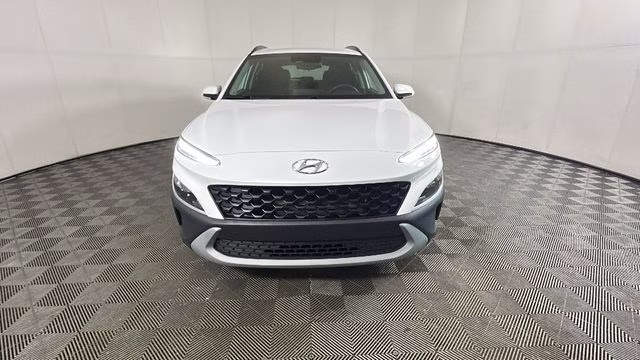 2023 Lunar White Hyundai Kona SEL AWD SUV