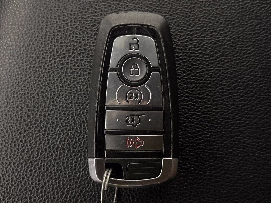 2023 Agate Black Metallic Ford Expedition Limited 4X4 SUV