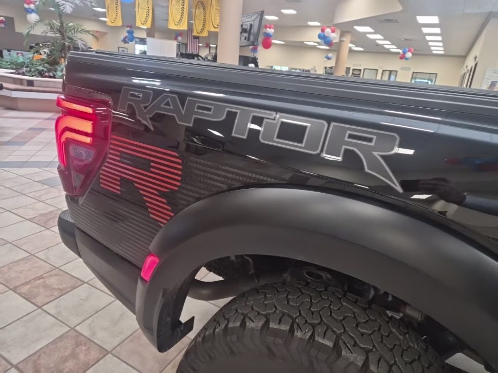 2025 Ford F-150 Raptor R 4X4 Truck