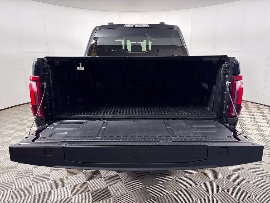 2025 Agate Black Metallic Ford F-150 Raptor R 4X4 Truck
