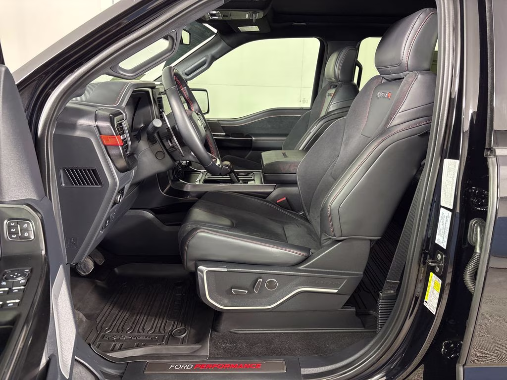 2025 Agate Black Metallic Ford F-150 Raptor R 4X4 Truck