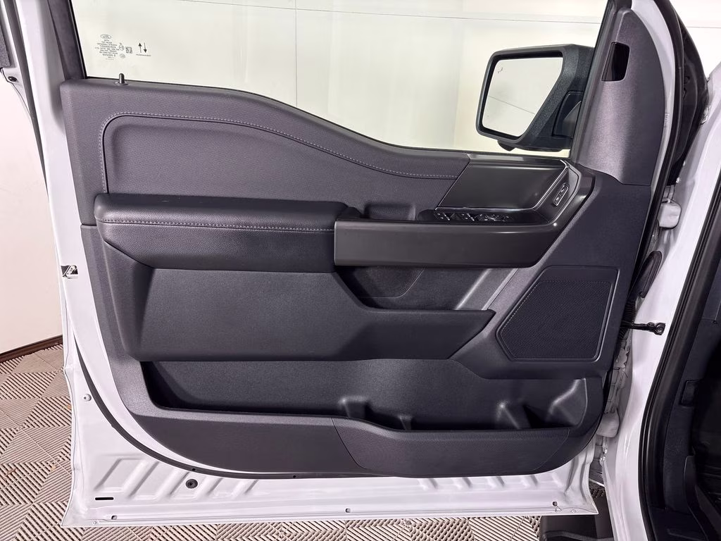 2024 Avalanche Ford F-150 XLT 4X4 Truck