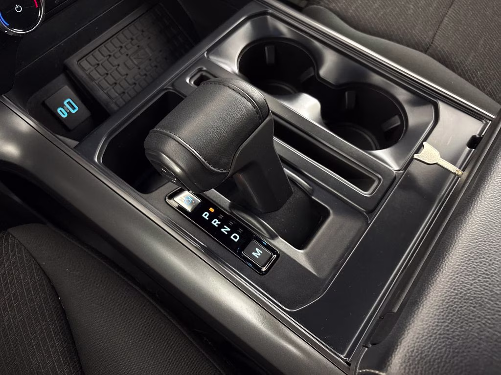 2024 Avalanche Ford F-150 XLT 4X4 Truck