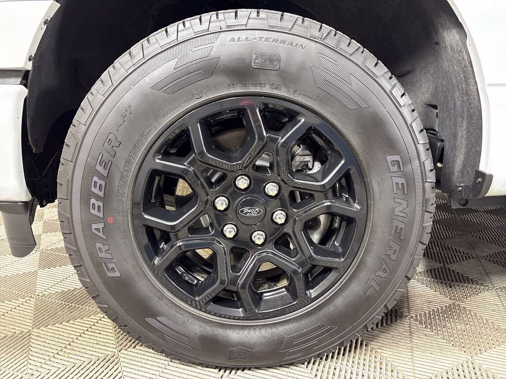 2024 Avalanche Ford F-150 XLT 4X4 Truck