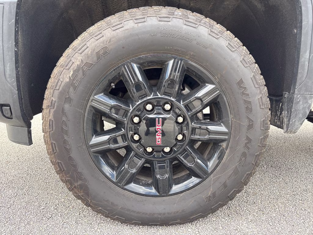 2025 Summit White GMC Sierra 2500HD AT4 4X4 Truck