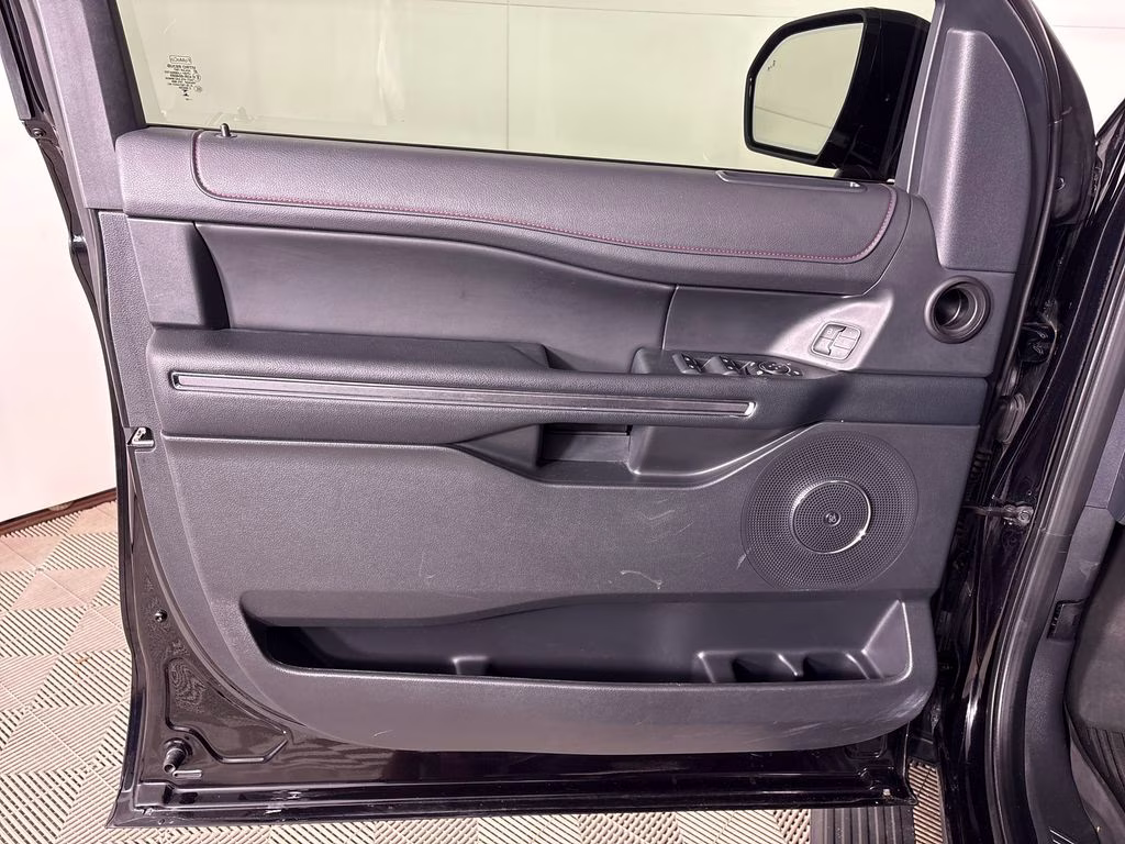 2023 Agate Black Metallic Ford Expedition Limited 4X4 SUV
