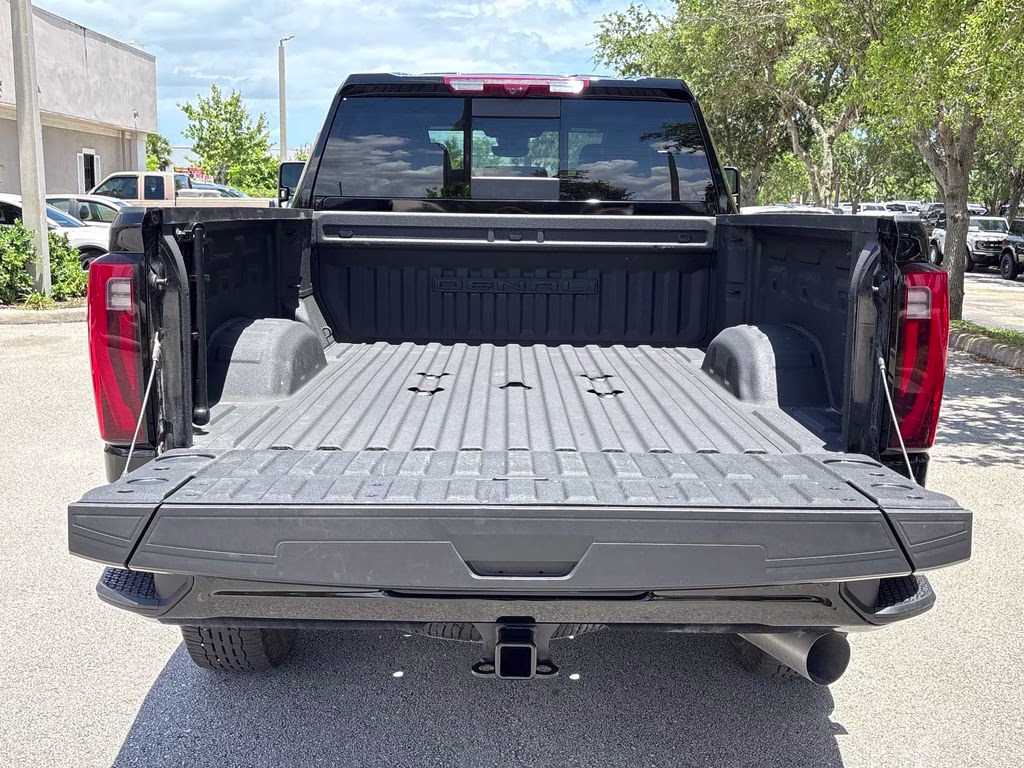2024 Onyx Black GMC Sierra 2500HD Denali Ultimate 4X4 Truck