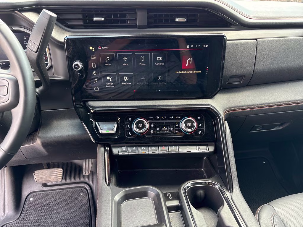 2025 Summit White GMC Sierra 2500HD AT4 4X4 Truck