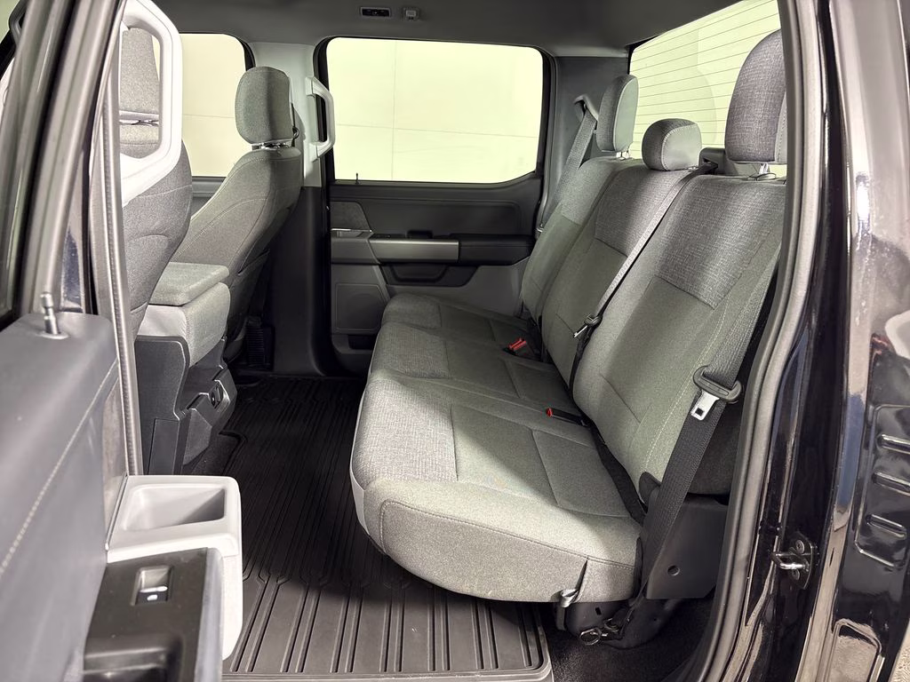 2024 Agate Black Metallic Ford F-150 XLT 4X4 Truck