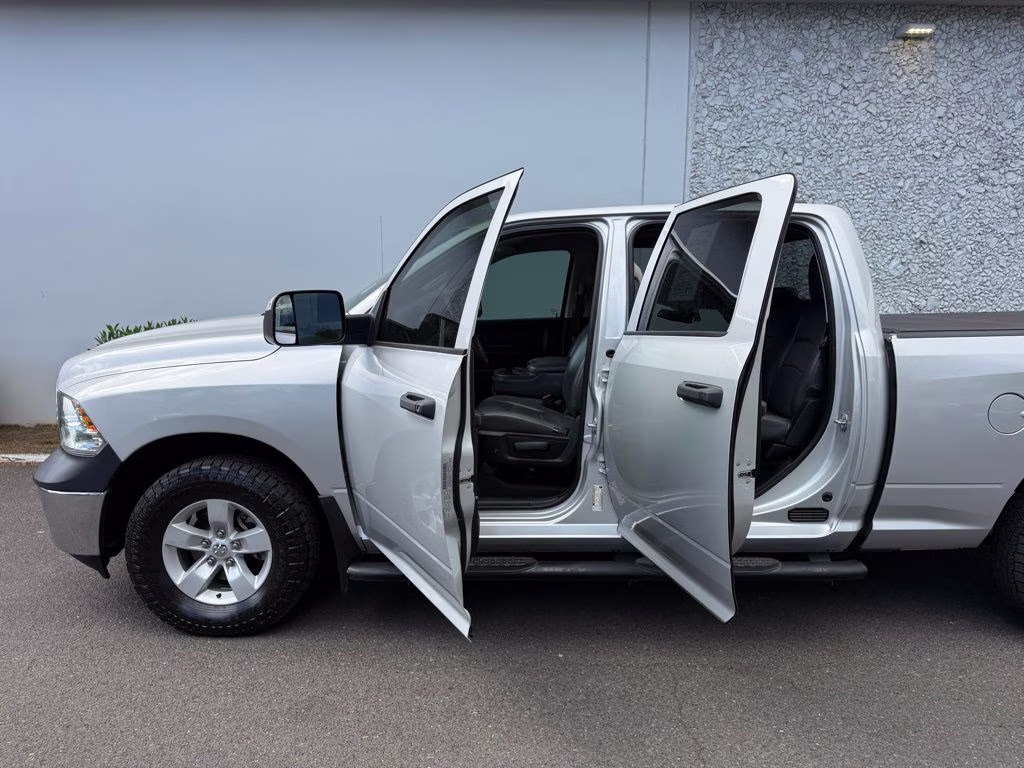 2018 Bright Silver Clearcoat Metallic Ram 1500 Tradesman 4X4 Truck