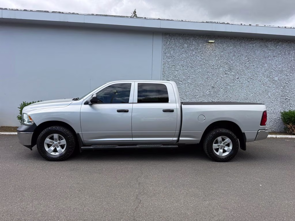 2018 Bright Silver Clearcoat Metallic Ram 1500 Tradesman 4X4 Truck