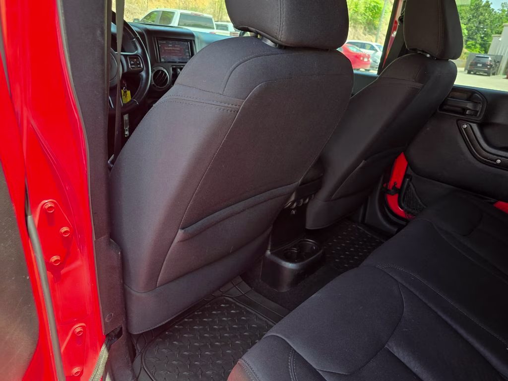 2013 Rock Lobster Clearcoat Jeep Wrangler Unlimited Sport 4X4 SUV