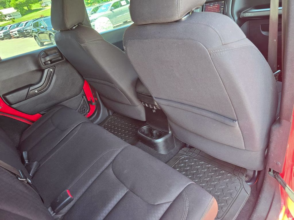 2013 Rock Lobster Clearcoat Jeep Wrangler Unlimited Sport 4X4 SUV