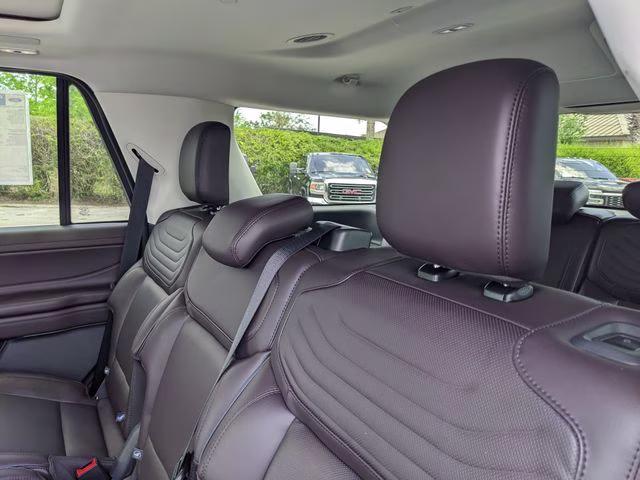 2026 Black Metallic Ford Expedition Platinum 4X4 SUV