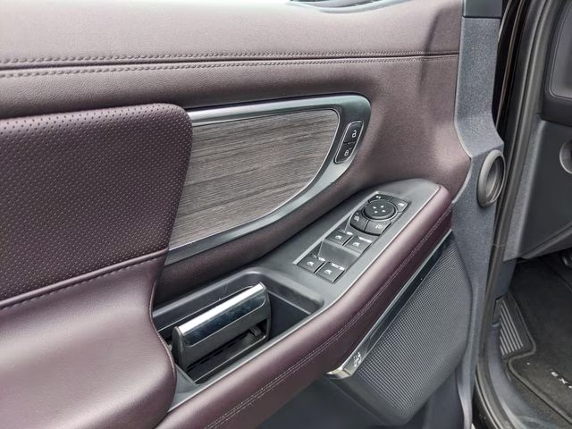 2026 Black Metallic Ford Expedition Platinum 4X4 SUV