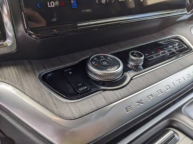 2026 Black Metallic Ford Expedition Platinum 4X4 SUV